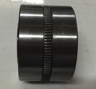 Pulley de tensão para produtos separados com rolamento de libertação de embreagem de linha única